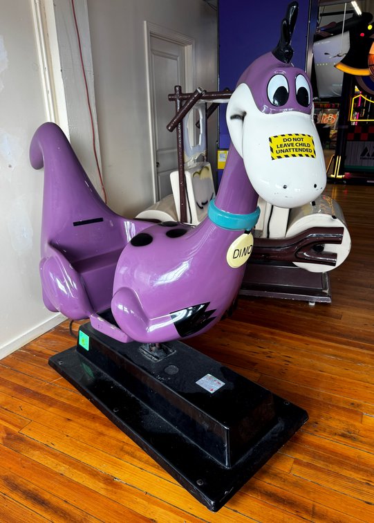 Flintstones Dino Kiddie Ride