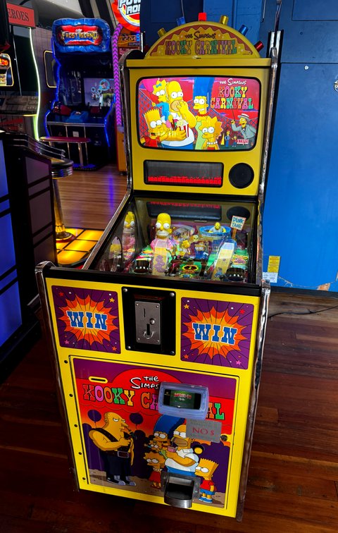 Stern Simpsons Kooky Carnival Pinball Redemption Arcade Game