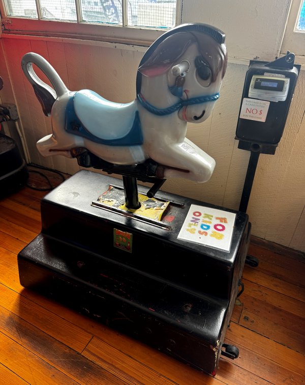 Small Horse Kiddie Ride