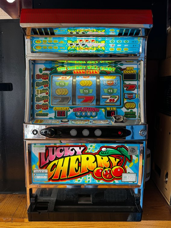 Lucky Cherry Pachislo Slot Machine