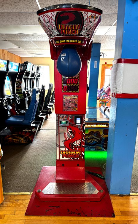 Dragon Punch Boxing Arcade Game