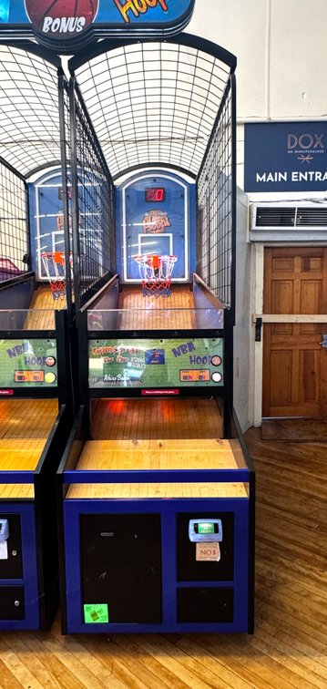 All Star Hoops Basketball Arcade Game with Multi-Color Rims, Lot 1