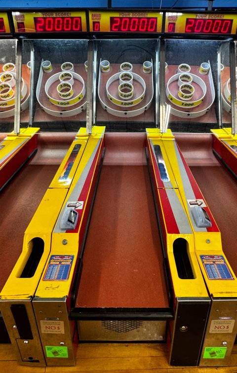 Skeeball Classic Alleyroller by ICE with 7FT Lane, Lot 4