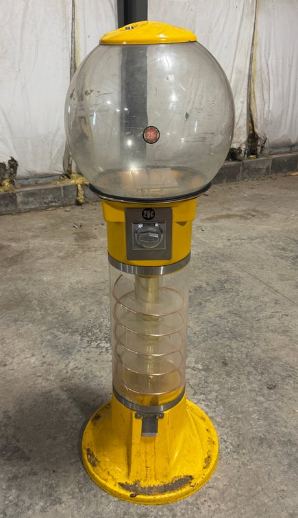 Yellow 4.5 FT Spiral Gumball Machine