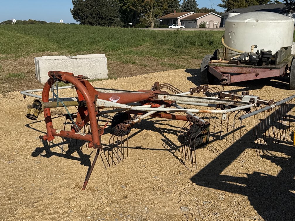 Kuhn Rotary Tedder Rake