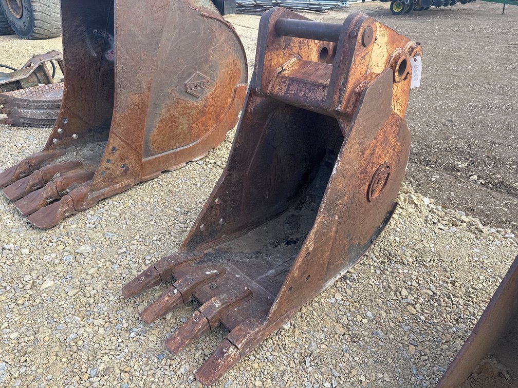 22” Excavator Digging Bucket