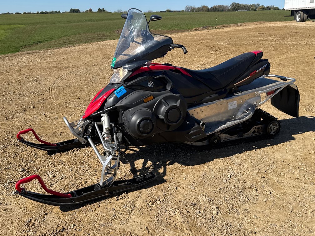 2009 Yamaha Phazer 500 Snowmobile – 3,612 Miles