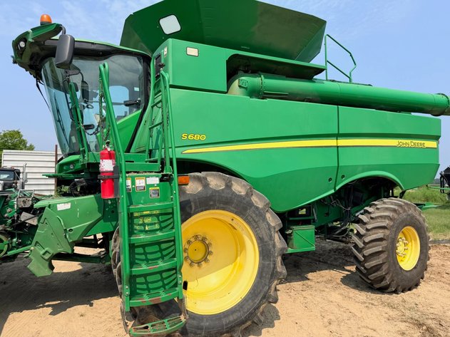 Image for S680 STS JOHN DEERE COMBINE QULIN MO