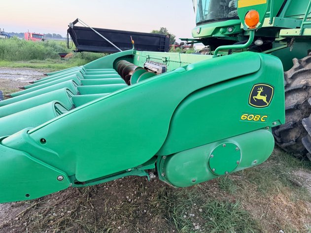 Image for 608C JOHN DEERE CORN HEADER QULIN MO