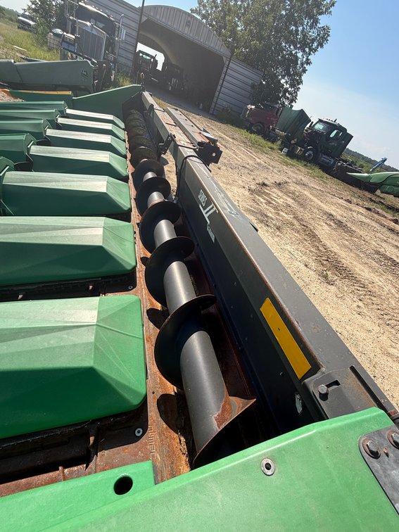 Image for OLIMAC DRAGO 8 ROW CORN HEADER QULIN MO