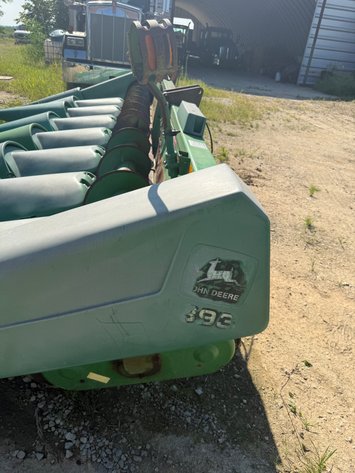 Image for 893 JOHN DEERE CORN HEADER QULIN MO