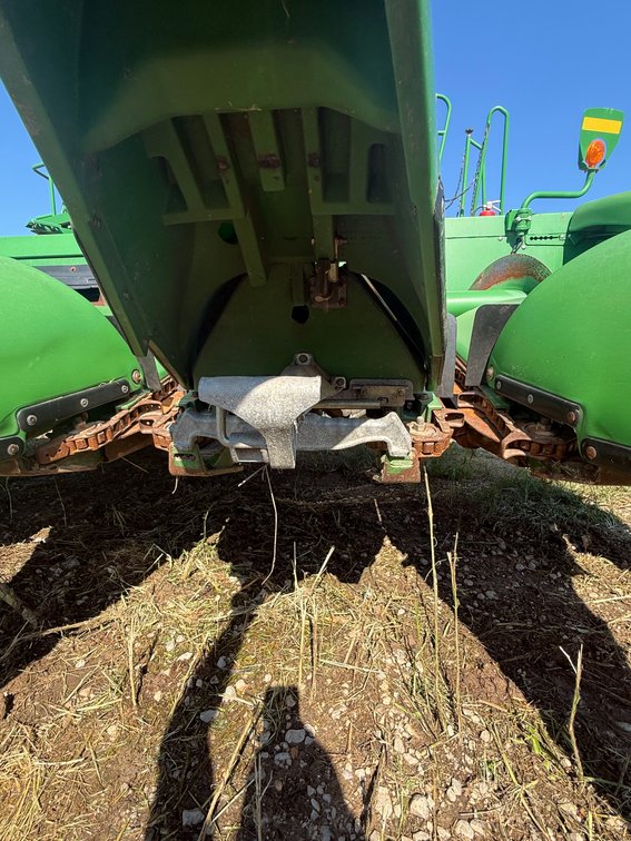 Image for 893 JOHN DEERE CORN HEADER QULIN MO