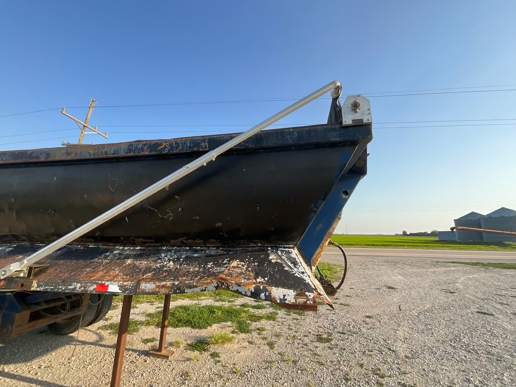 Image for BANKRUPTCY AUCTION! SEMI DUMP TRAILER CORNING AR