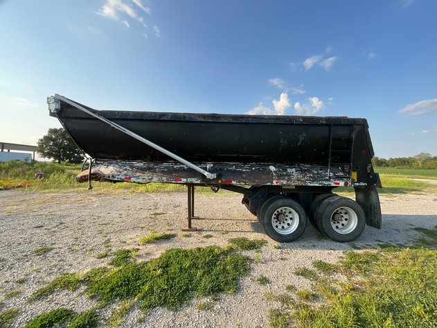 Image for BANKRUPTCY AUCTION! SEMI DUMP TRAILER CORNING AR