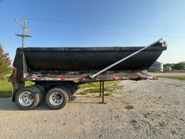 Image for BANKRUPTCY AUCTION! SEMI DUMP TRAILER CORNING AR