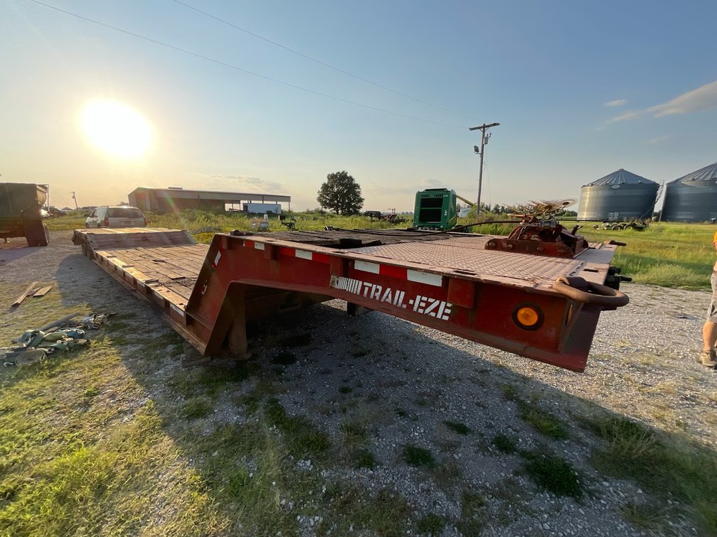 Image for BANKRUPTCY AUCTION! 2002 TRAIL-EZE SEMI TRAILER CORNING AR