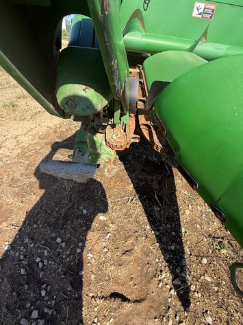 Image for 608C JOHN DEERE CORN HEADER QULIN MO