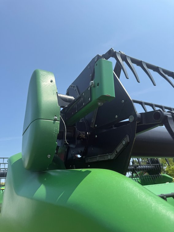 Image for 630 FD JOHN DEERE HEADER QULIN MO