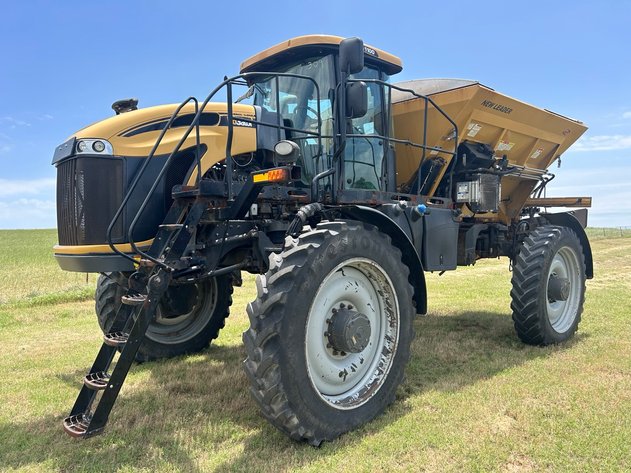 Image for Test: Sold Yellow Tractor