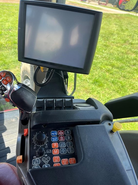 Image for 2016 CASE IH 8240 COMBINE