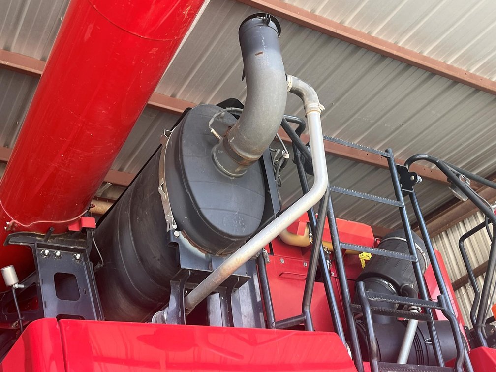 Image for 2016 CASE IH 8240 COMBINE