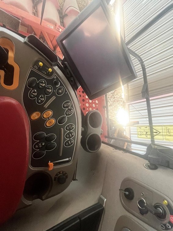 Image for 2016 CASE IH 8240 COMBINE
