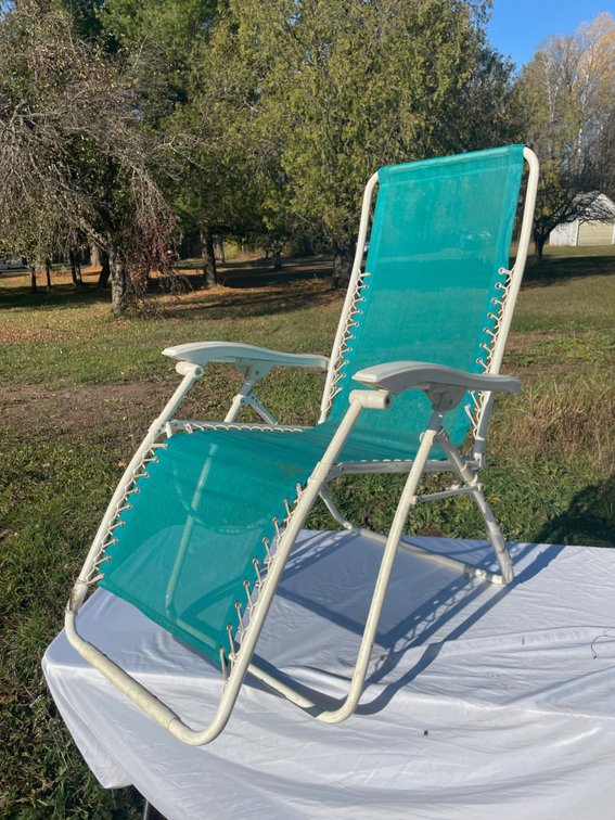 Turquoise Outdoor Zero Gravity Reclining Chair
