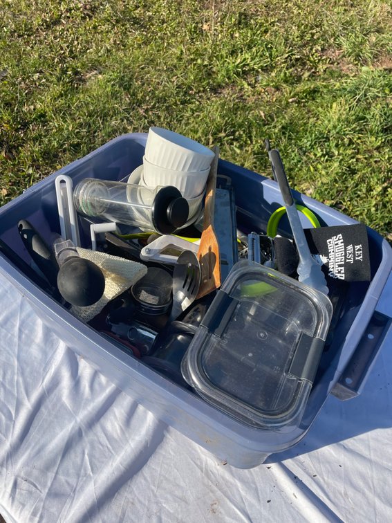 Kitchen Gadgets, Utensils & Food Storage Containers - Bulk Lot