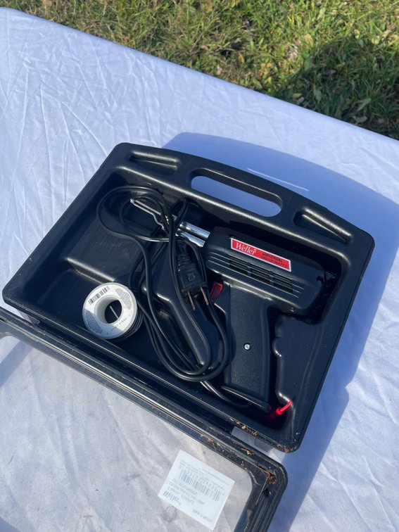 Weller Universal 8200 Soldering Gun Kit 140/100W Dual Heat Corded Tool Case