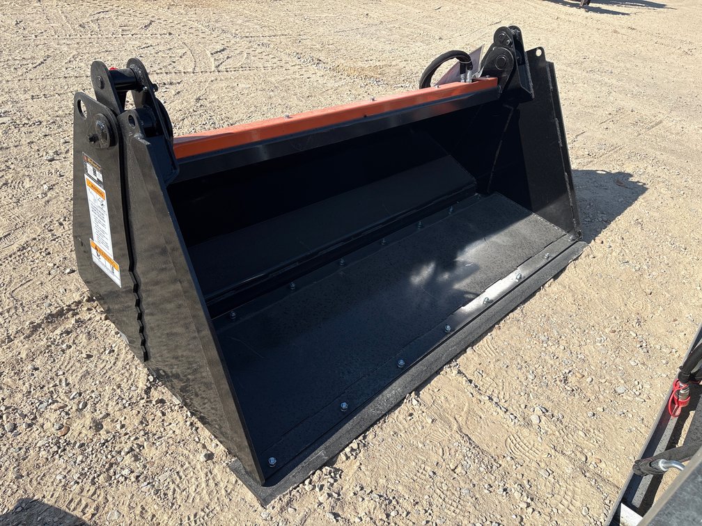 Wolverine CB72 4-IN-1 COMBINATION SKID STEER BUCKET