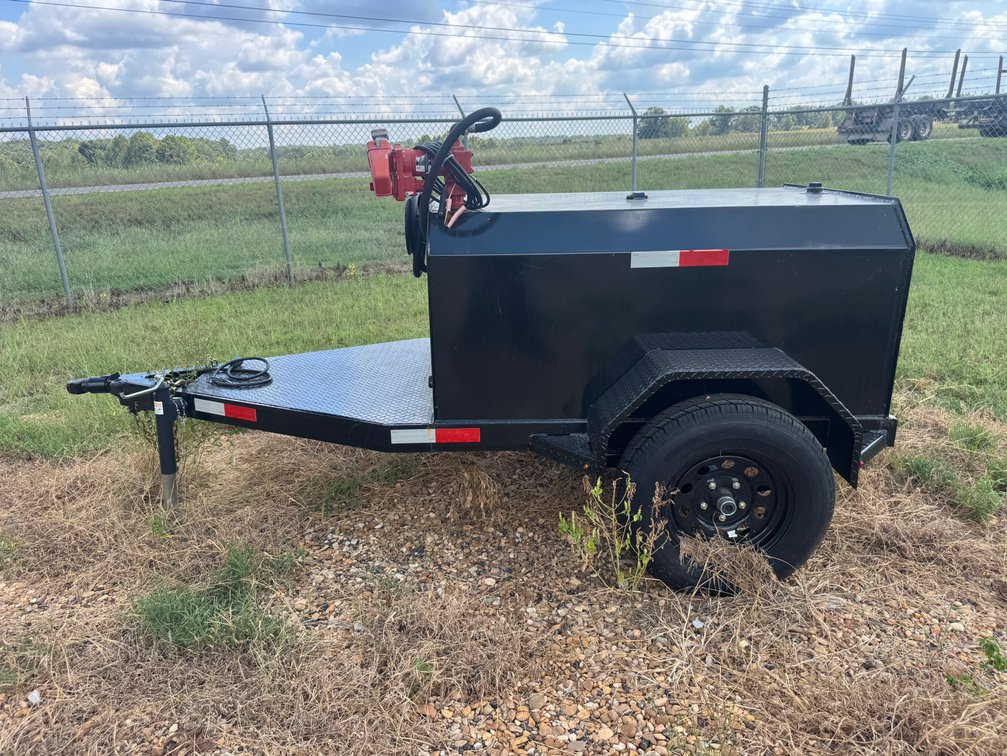 NEW/UNUSED 300 GAL FUEL TRAILER - HOUSTON, MS