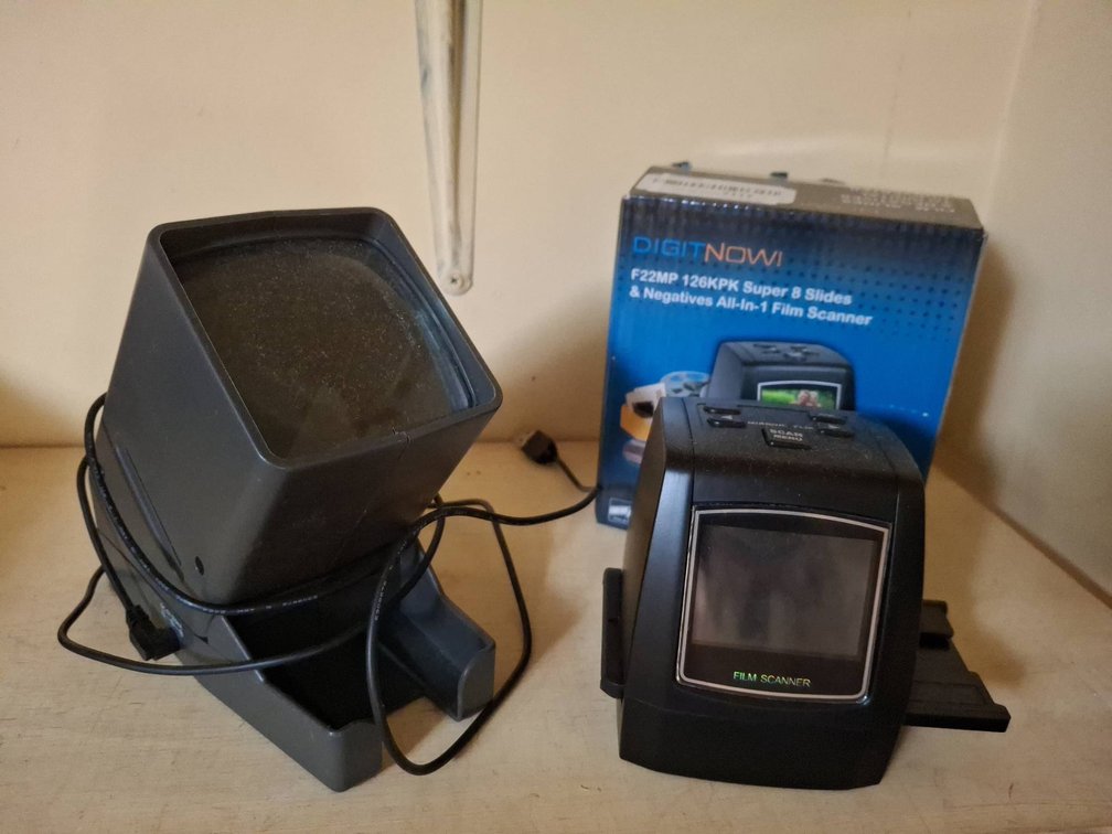 DIGITNOW F22MP 126KPK Film Scanner and Viewer