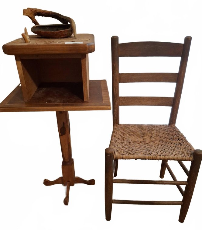 Wooden Table, Chair Set and Decorative Antler Bowl, 19"×14"×41"
