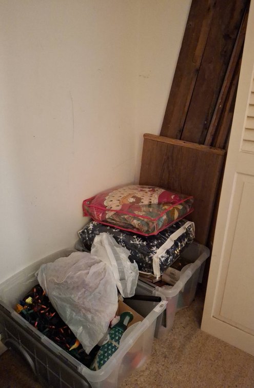 Large Holiday Decor and Wood Planks Lot
