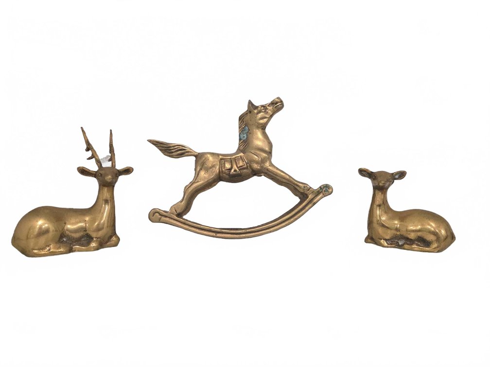 Image for 10/12/26 - Griswold & Collectible Cast Iron Auction – Brass Figurines & More