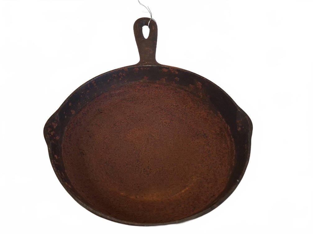 Favorite Piqua Ware Cast Iron Skillet #3