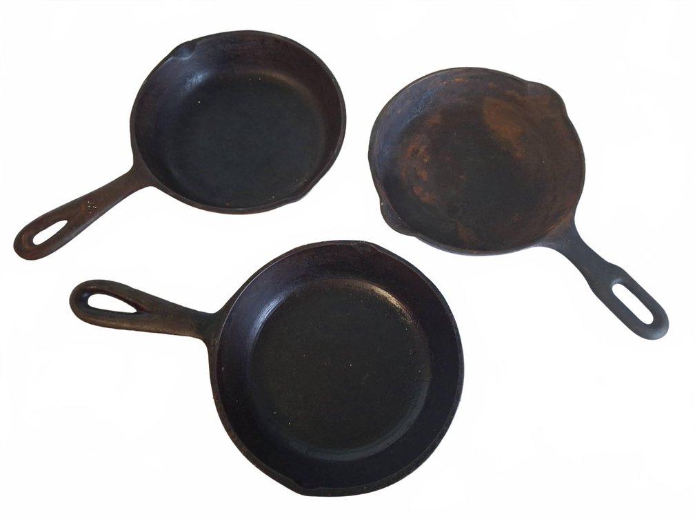 3 Cast Iron Skillets No. 3