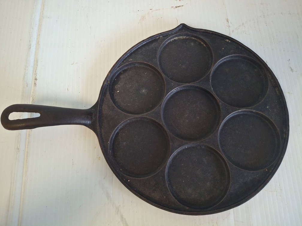 Cast Iron 7-Slot Pancake Pan, Made in USA