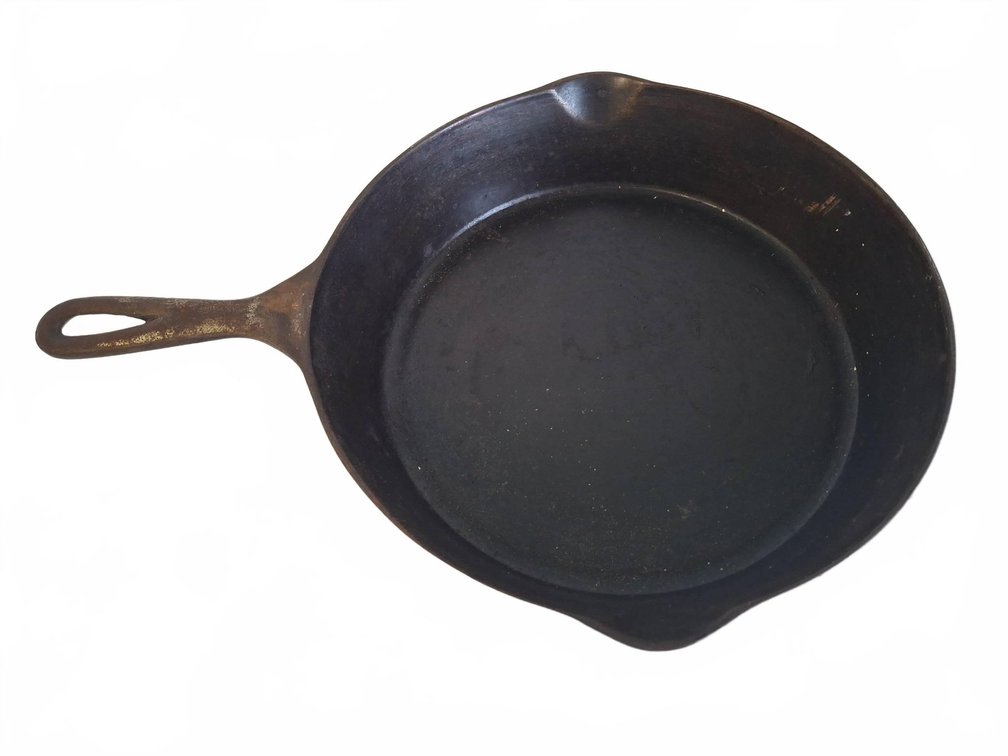 Wagner Ware Cast Iron Skillet No. 8