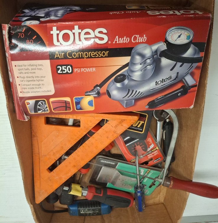 Hand Tools With Totes Air Compressor