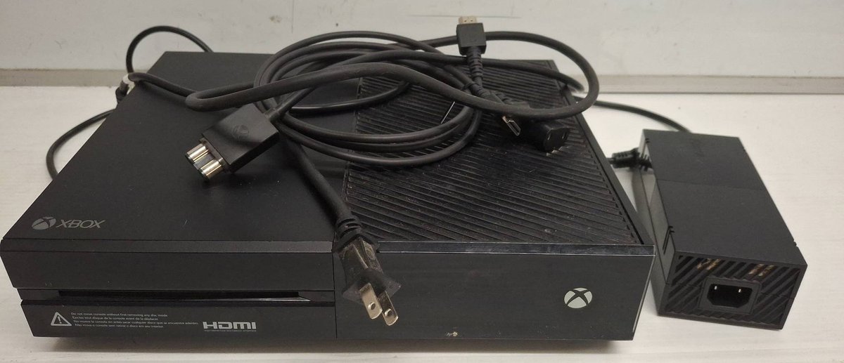 Microsoft Xbox One Console With Power Supply