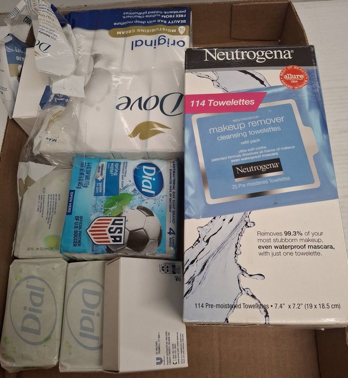 Personal Care Lot: Bar Soaps & Neutrogena Wipes