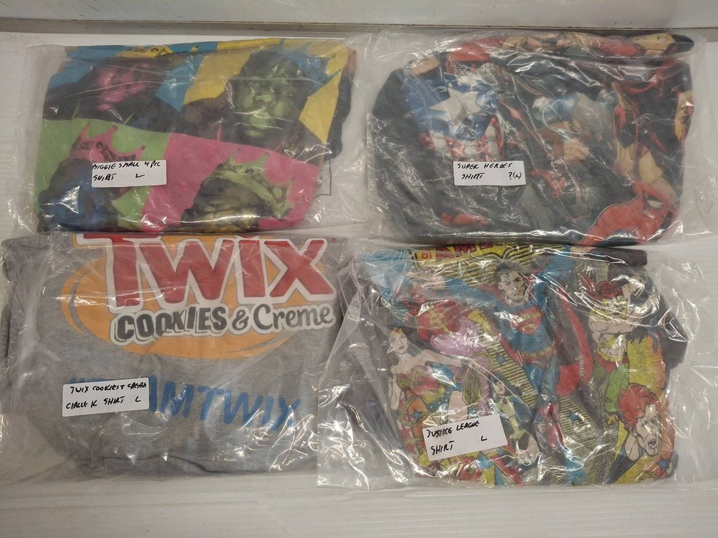 Pop Culture T-Shirts Size L, 4 Pieces