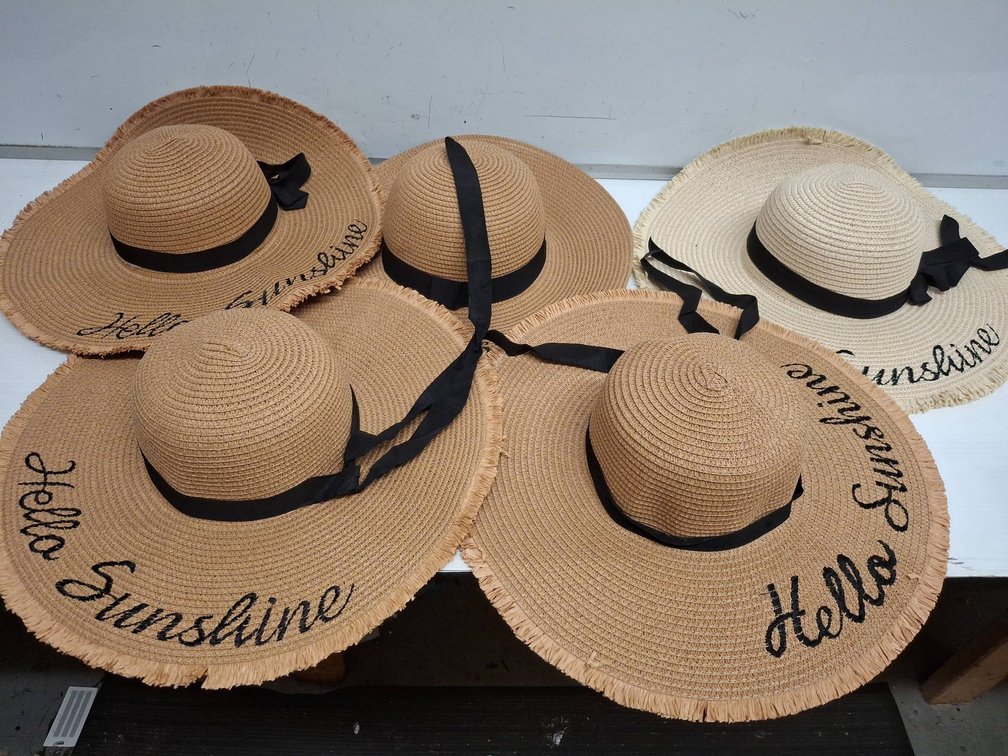 5 Straw Beach Hats “Hello Sunshine”