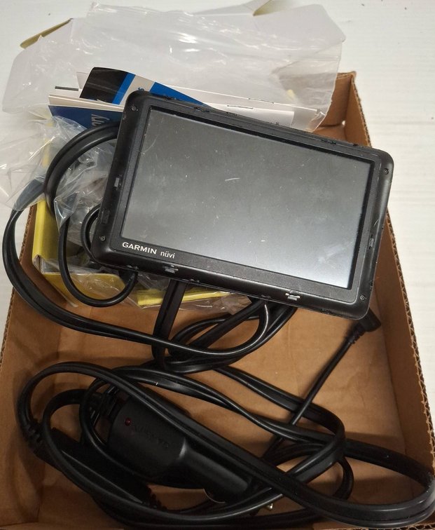 Garmin nüvi 1450 and nüvi 42LM GPS Units