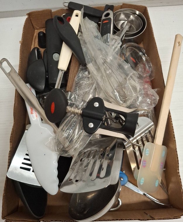 Kitchen Utensils Assortment Box