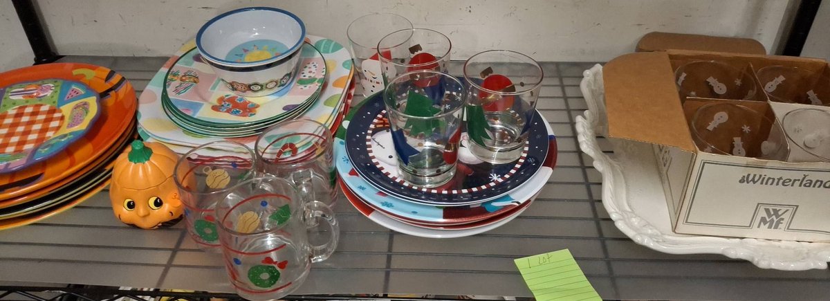 Holiday Plates and Glassware Lot