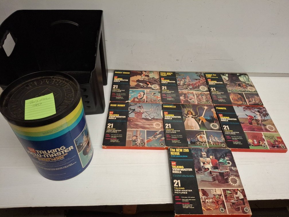GAF Talking View-Master with 7 Reel Sets