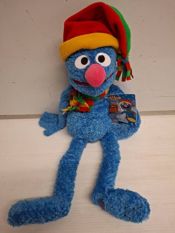 Grover Plush with Macy's Watch Set 2004
