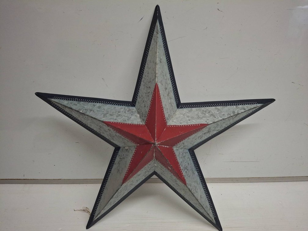 23x21 Inch Red and Silver Metal Star Wall Decor